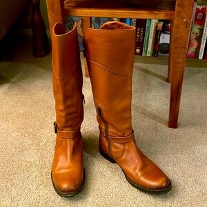 Frye Phillip Riding boots in Whiskey size 8.5